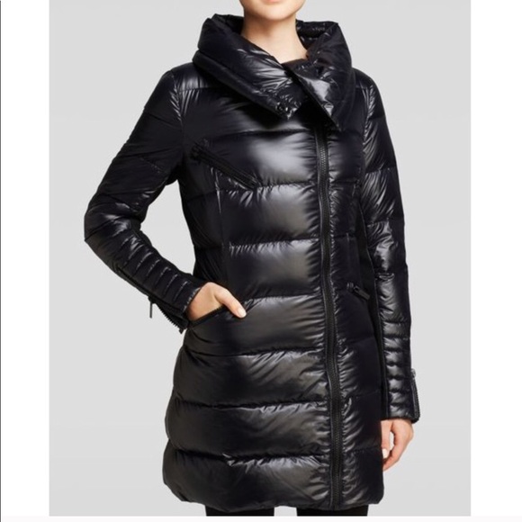 BCBGMaxAzria Jackets & Blazers - 1 hr sale BCBG Maxazria Black puffer Coat